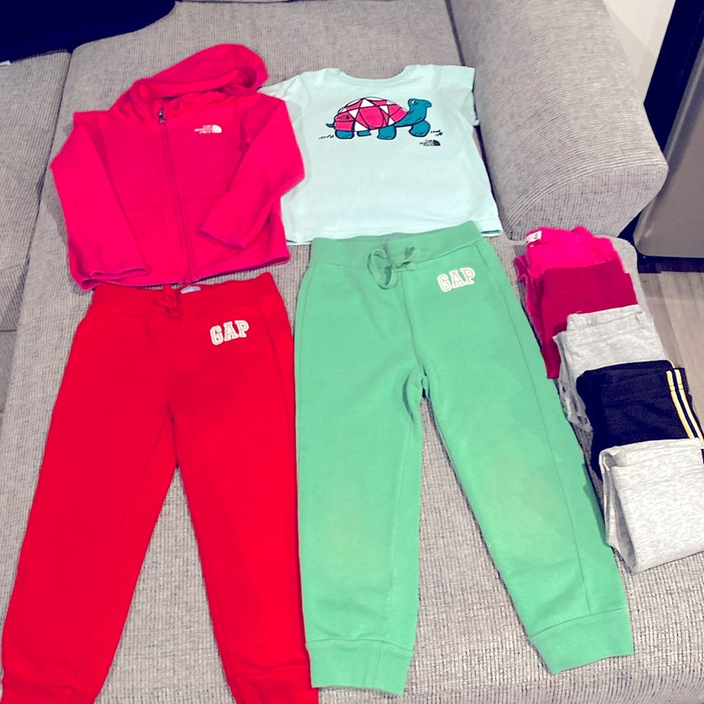 Clothes Bundle ♥️